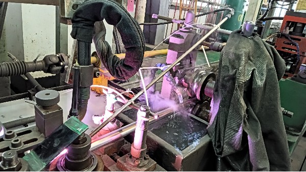 不銹鋼管酸洗鈍化，究竟有何奧秘？