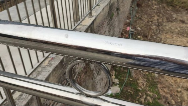 建筑工程用不銹鋼管規(guī)格厚度如何挑選？