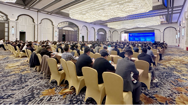 何文波：推動(dòng)鋼鐵-鋼結(jié)構(gòu)-建筑產(chǎn)業(yè)鏈升級(jí)和變革，迎接有鋼鐵全面支撐的建筑產(chǎn)業(yè)新時(shí)代