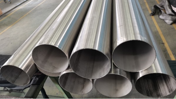 不銹鋼管大比拼：焊管與無縫管，誰能承受更大壓力？