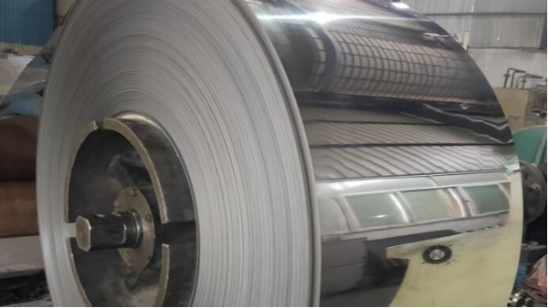 304不銹鋼毛邊卷的“毛邊”代表什么？和切邊卷有區(qū)別嗎？