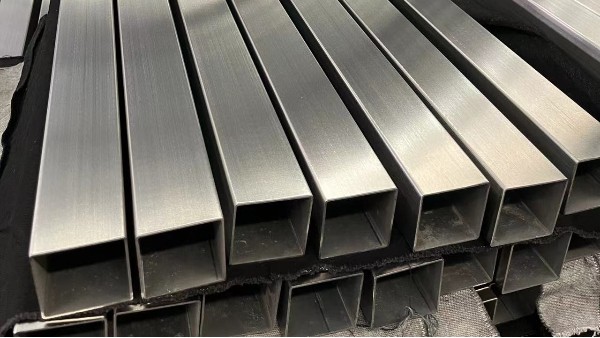 同樣是304不銹鋼管，為什么有的擴(kuò)口會(huì)開(kāi)裂？